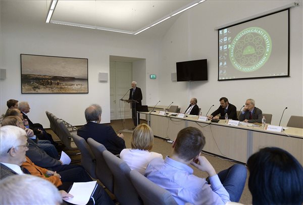 Az Antall-kormány euroatlanti és nemzeti elkötelezettségét emelték ki a közszolgálati egyetemen tartott konferencia előadói
