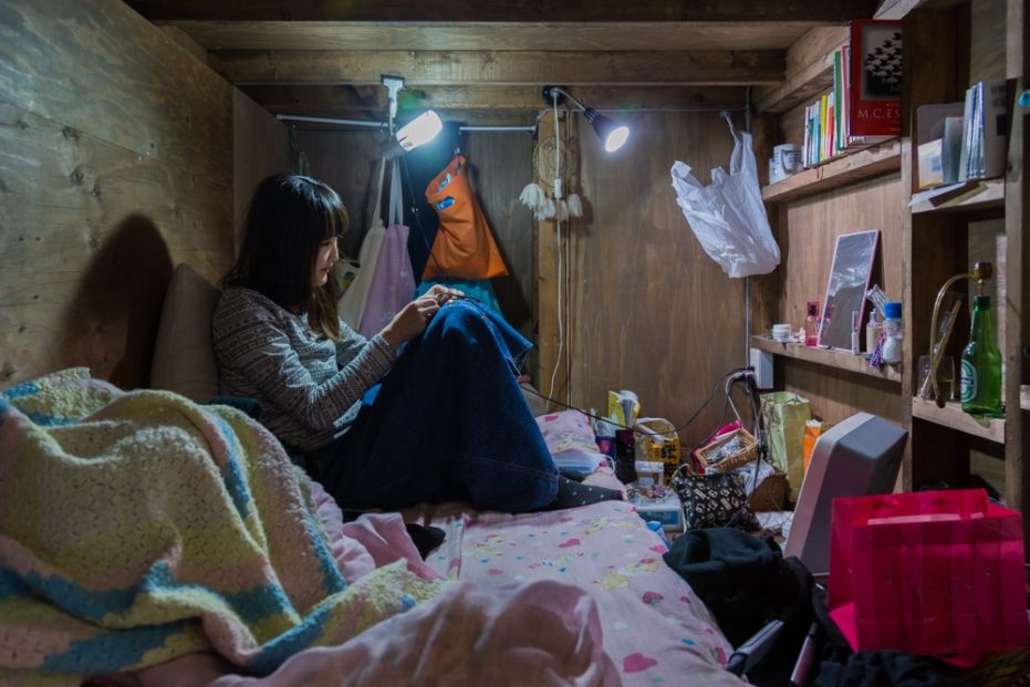 Ilyen 2 négyzetméteres mini lakásokban élnek a japánok – fotók