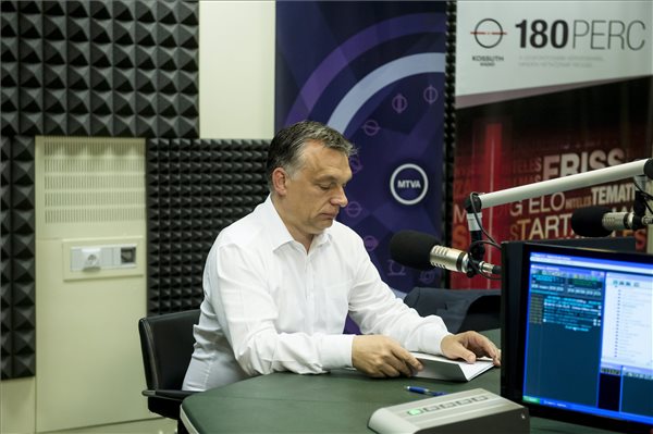 Orbán: minden lehetőséget számba kell venni a bevándorlók kérdésében