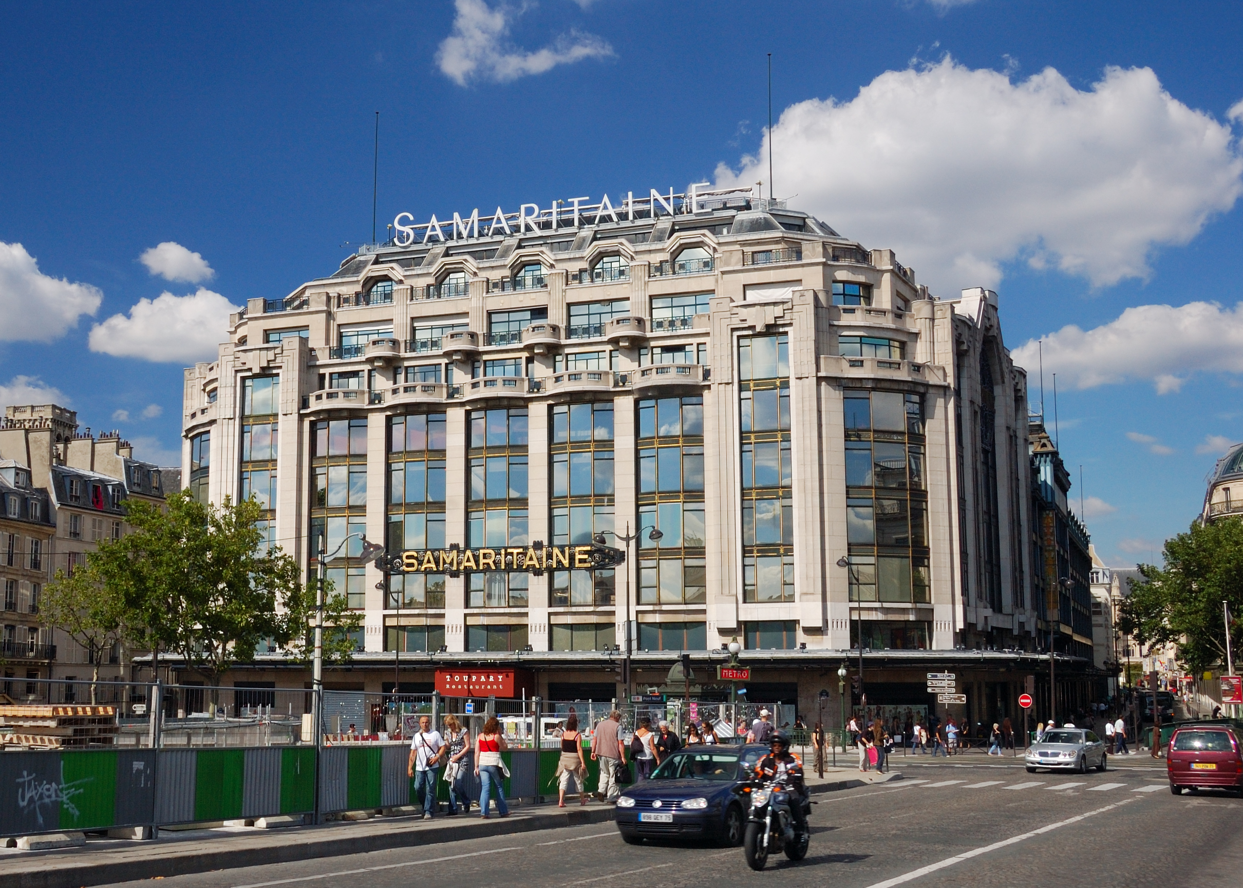 Mégis átépíthető Párizs híres áruháza, a La Samaritaine