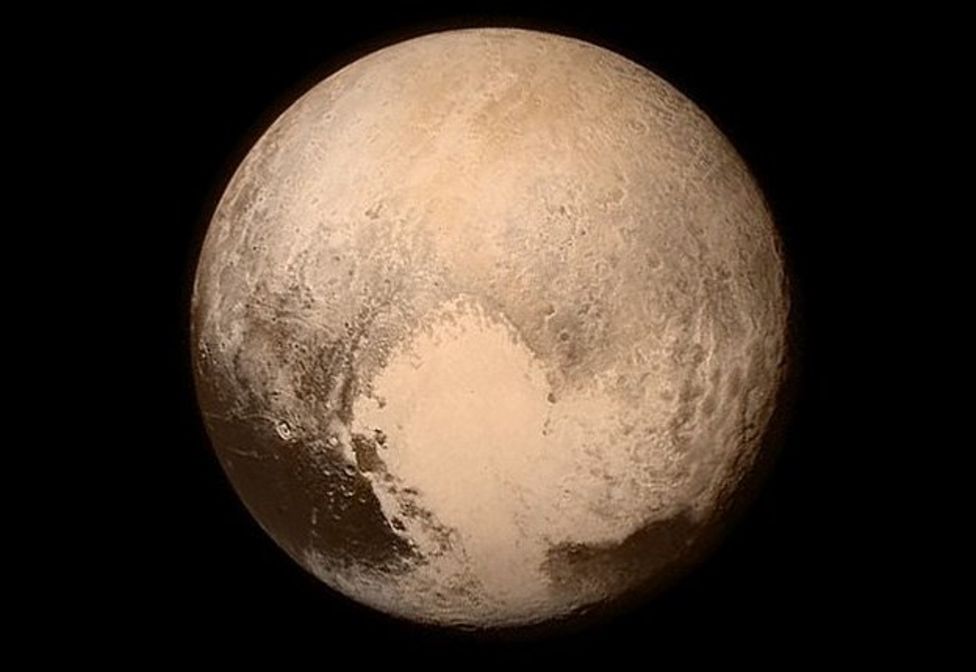 Pluto - A New Horizons űrszonda elhaladt a törpebolygó mellett