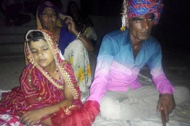 Ezért vett feleségül 6 éves kislányt a 35 éves indiai férfi