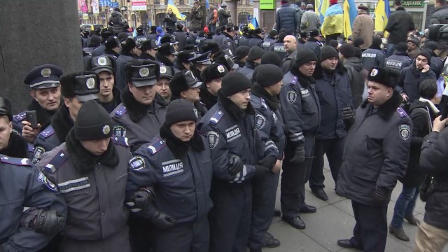 Amerikai helyettes államtitkár: az Egyesült Államok segíti az új ukrán rendőrök képzését