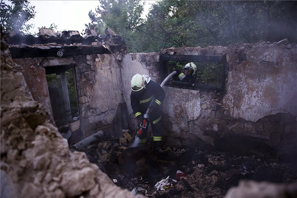 Öt hétvégi házban volt tűz Budaörsön