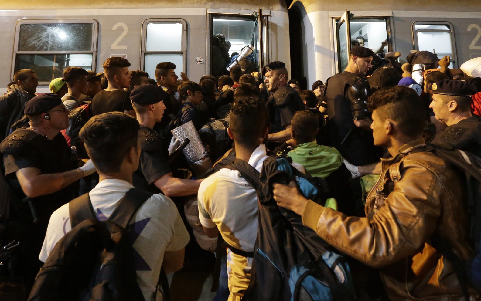 Illegális bevándorlás - Horvát lap: az ország fellélegezhet