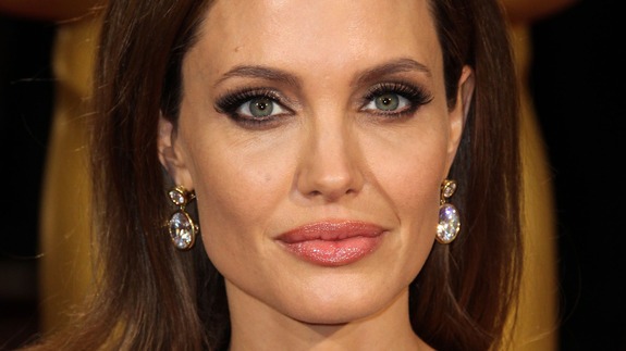 Angelina Jolie tanmeséje: az ISIS nem az iszlám