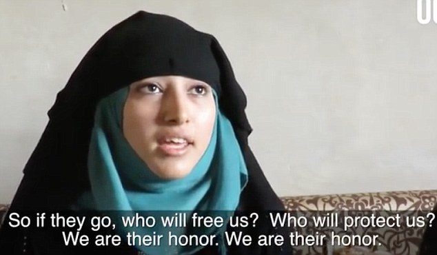 Gyávának tartják a szír asszonyok férjeiket, mert őket otthagyva menekültek el