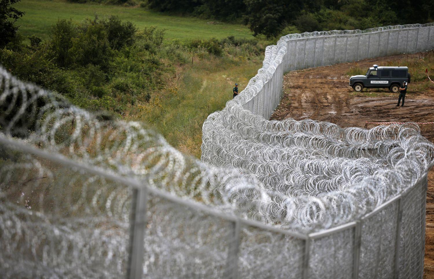 Kerítést kell építeni Németország határára a német rendőrszakszervezet vezetője szerint