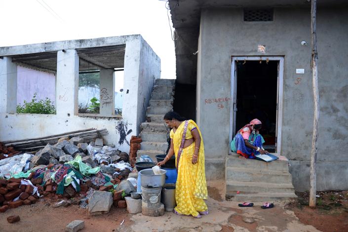 Autópálya miatt lett özvegyek faluja egy indiai település