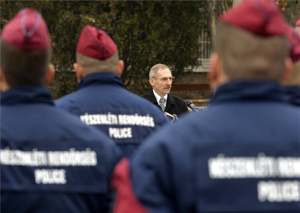 Magyar rendőrök indultak Szlovéniába (2.rész)