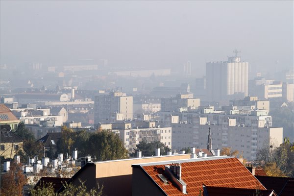 Kifogásolt a levegő-egészségügyi helyzet Miskolcon