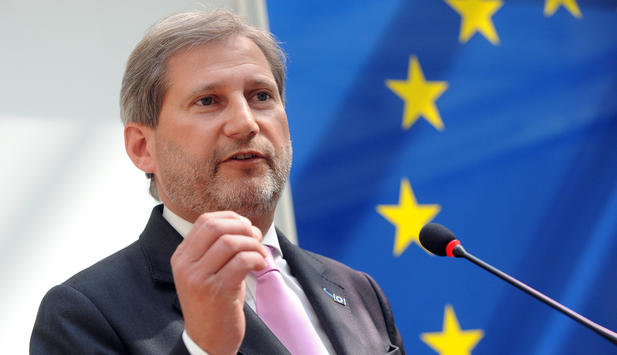 Szerbia európai uniós csatlakozási folyamatáról tárgyalt Hahn Belgrádban