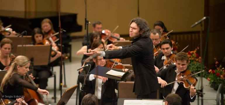 Magyarországra érkezik a világhírű Londoni Filharmonikus Zenekar