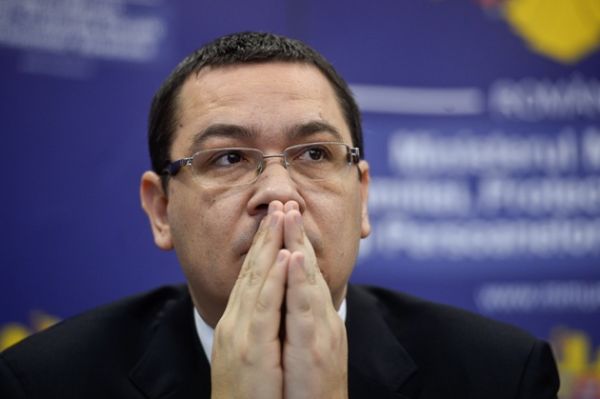 Plágium miatt megfosztották doktori címétől Victor Ponta volt román kormányfőt