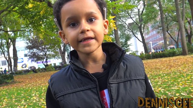 Rejtett kamerás kísérlet – hányan adtak tüzet egy 10 éves gyereknek?