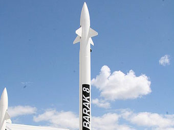 Sikeresen tesztelték az izraeli-indiai Barak 8 tengeri rakétavédelmi rendszert