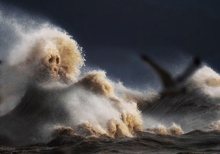 Csodálatos képek hullámhegyekről