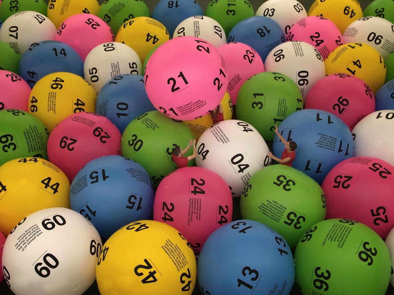Hiába találták el az összes számot a lottón, mégsem lett övék a nyeremény