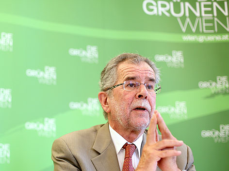 A Zöldek pártjának egykor meghatározó elnöke indul az ausztriai államfőválasztáson