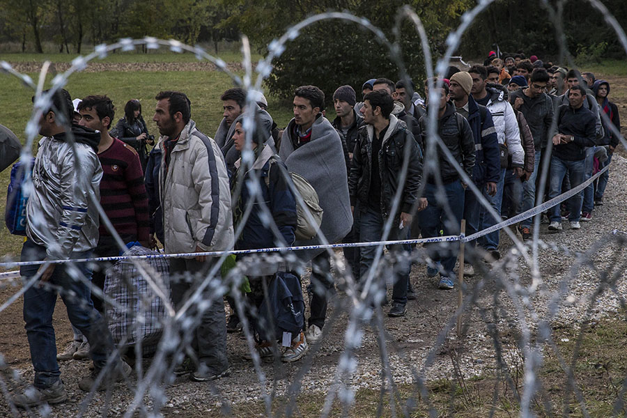 Szlovénia korlátozza a Horvátországból érkező migránsok számát