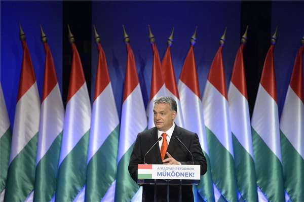 Orbán: a népvándorlást meg lehet fékezni!