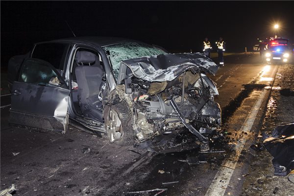 Hárman haltak meg egy balesetben Derecske és Berettyóújfalu között