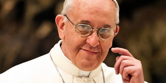 Ferenc pápa: Isten nevében ölni ördögi