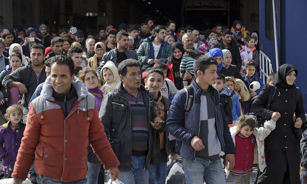 100 ezer menekült torlódhat fel Görögországban – jön a dominó effektus?