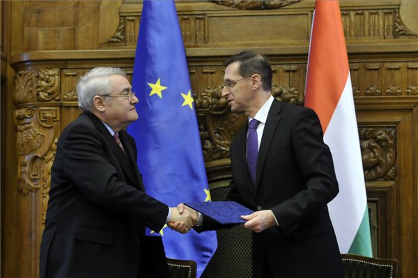 Az Európai Beruházási Bank 140 millió eurós hitelt nyújt Magyarországnak