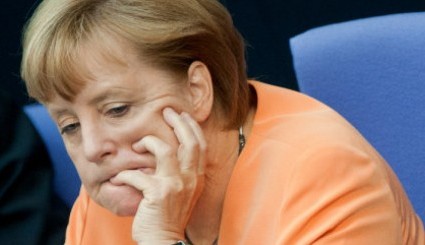 Merkel optimista, de elővigyázatos, Rutte szerint 3-4 hét alatt leállhat a migránsáradat