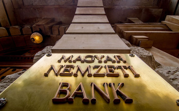 MNB: a nemteljesítő hitelek továbbra is kiemelt kockázatot jelentenek