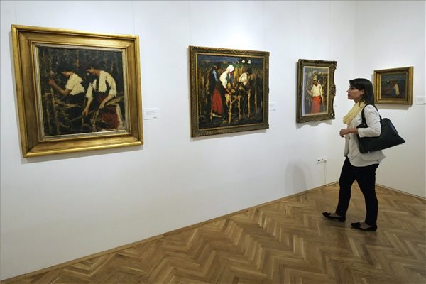 Meghosszabbították a Koszta József-kiállítást a Várkert Bazárban
