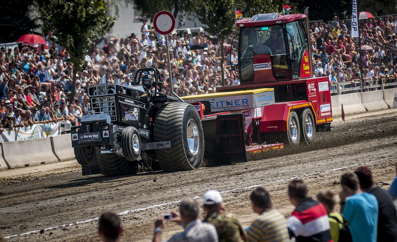 Idén is lesz traktorhúzó verseny Hajdúböszörményben - videó