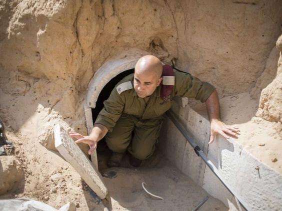 Turistalátványosságként mutogatja a Hamász a Gázai övezetben ásott alagútjait