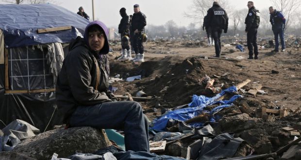 Nőtt a kísérő nélkül érkező kiskorú migránsok száma a Calais környéki táborokban
