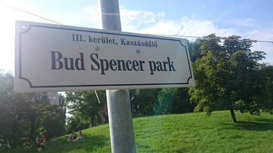 Szétlájkolták a netezők a budapesti Bud Spencer parkot