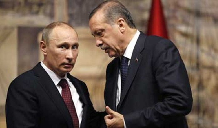 Putyin a gazdasági kapcsolatok helyreállításáról és a terrorelhárításról tárgyal Erdogannal