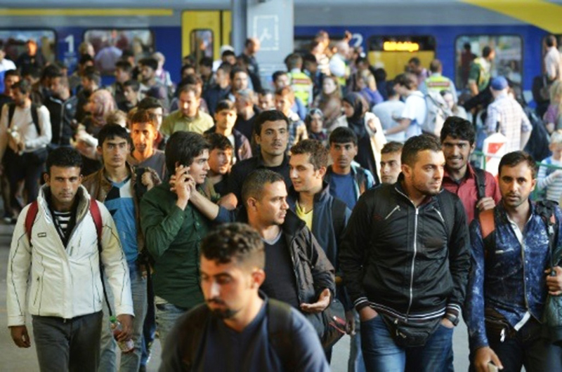 Szír migránsok kiakadtak, hogy fizetniük kell a családegyesítésért Németországban