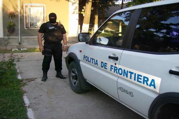 A román hatóságok 14 határsértőt fogtak el a szerb-román-magyar hármashatár térségében