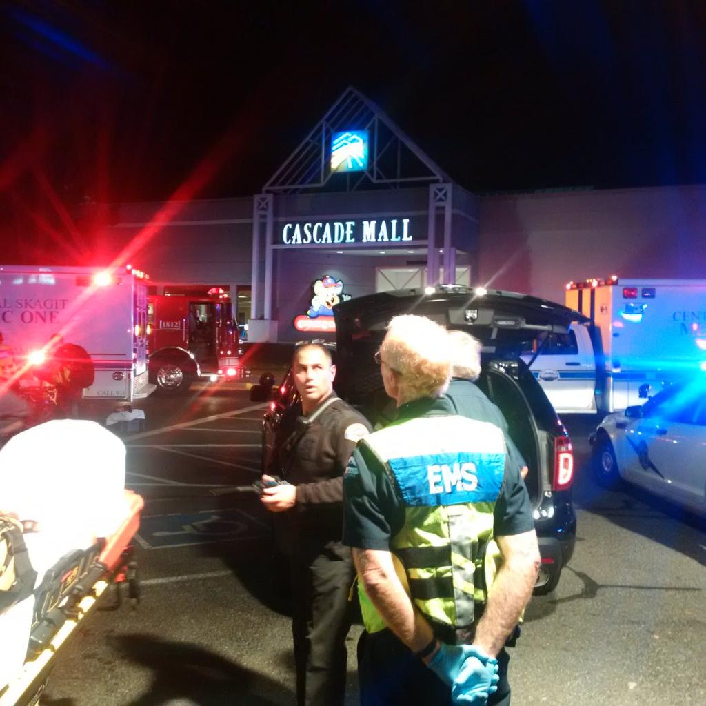 Három halottja és két sebesültje van az amerikai bevásárlóközpontban történt lövöldözésnek