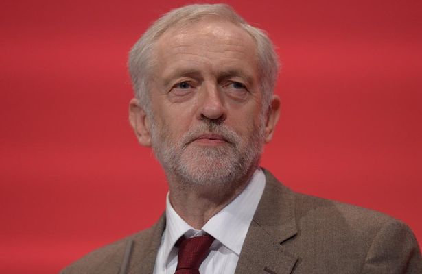 Ismét Jeremy Corbynt választották a brit Munkáspárt vezetőjévé