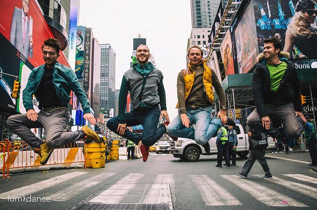 A Times Square egyik zebráján ropta a Magyar Nemzeti Táncegyüttes - videó