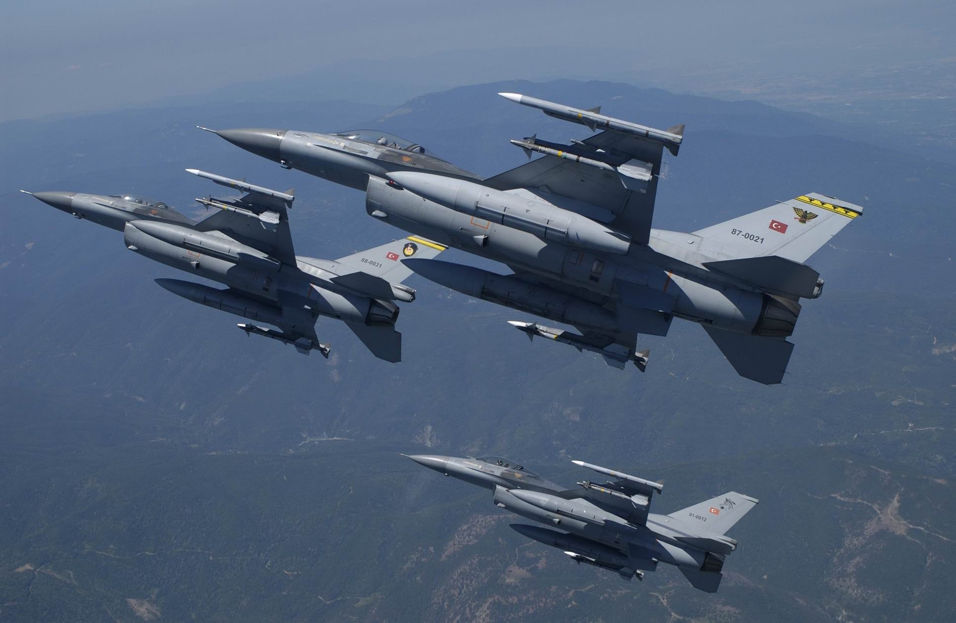 Kurd területet bombázott a török légierő
