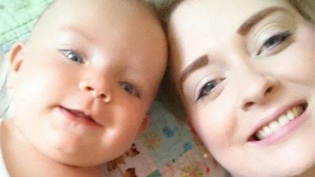 Kegyetlen tragédia történt az 1 éves babával, akit anyja 16 vetélés után hozott világra