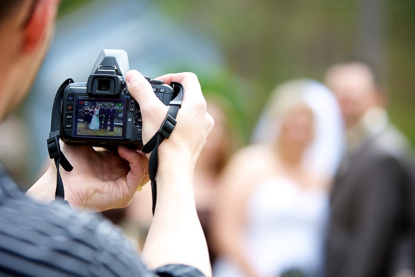 Hét dolog, amiből az esküvői fotós tudja, hogy a friss pár nem illik össze