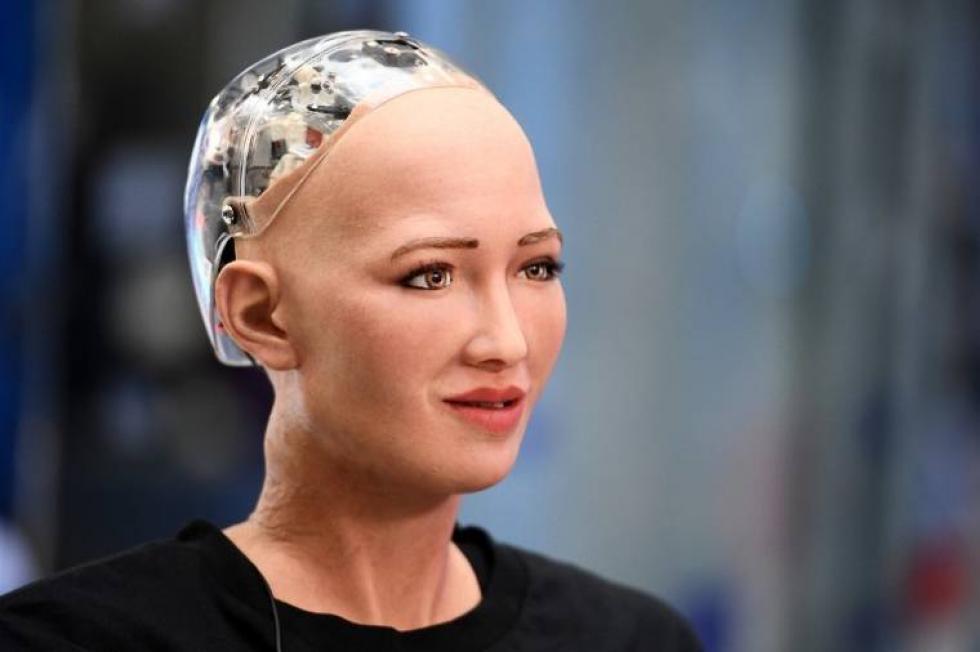 Sophia, a robot állampolgárságot kapott Szaúd-Arábiában - videó