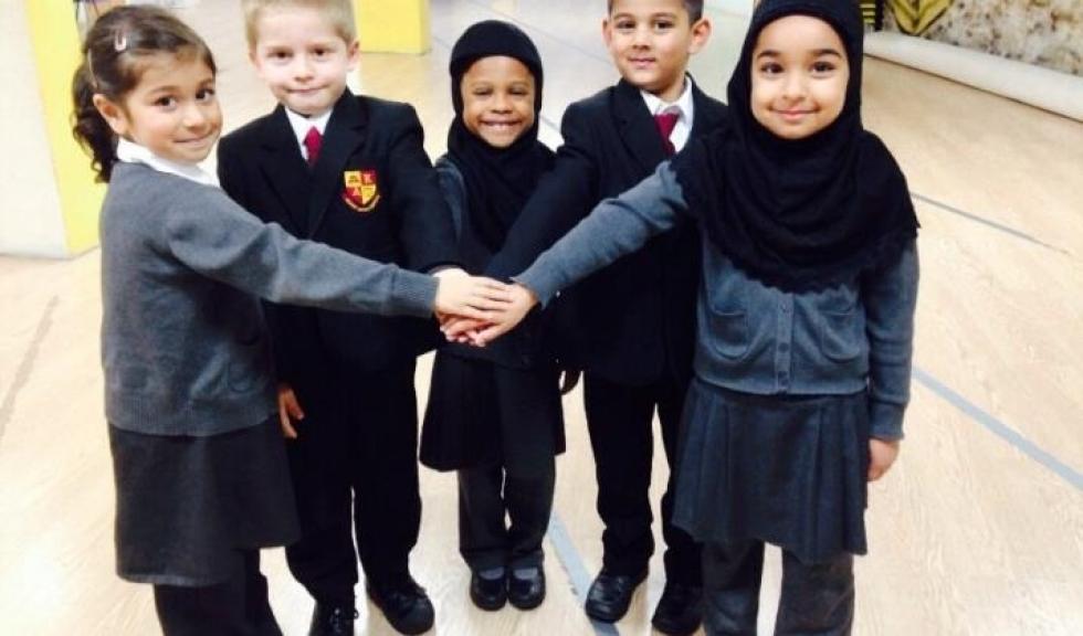 Muszlim vallásra nevelik a brit gyerekeket egy londoni oviban