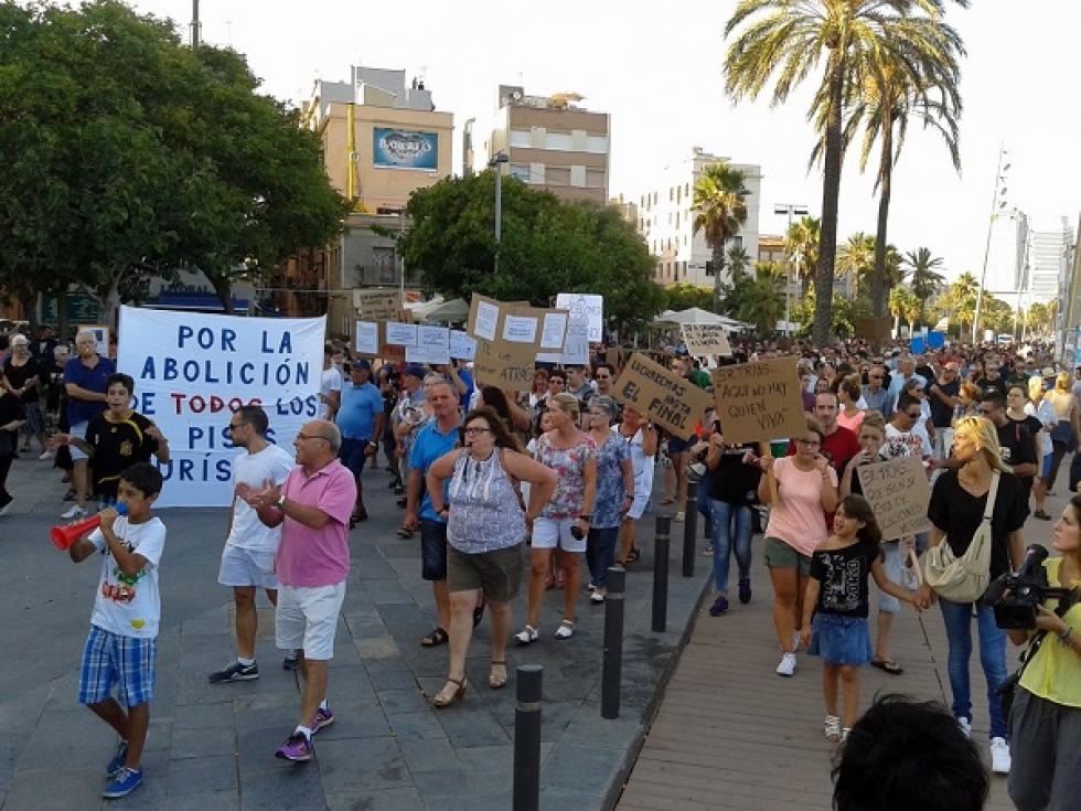 11 város, ahol a turizmus ellen tüntetnek