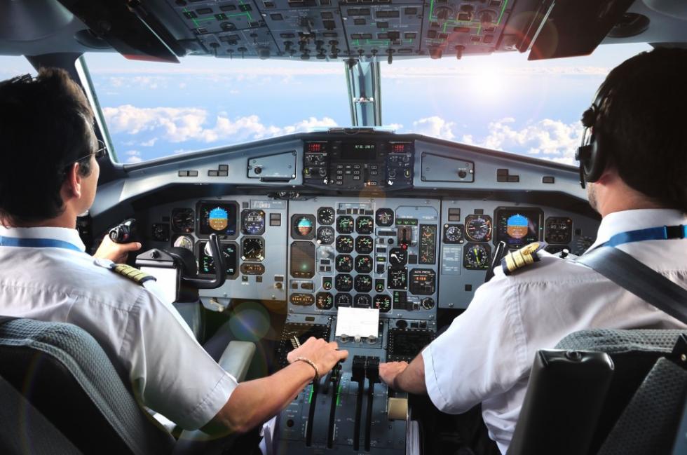 Itt a pilóták válasza minden kérdésre, amit az utasok feltennének nekik