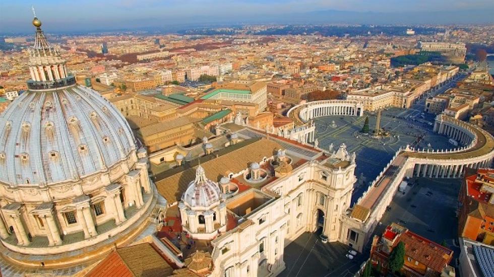 A Vatikán sötét titkai és bűnei
